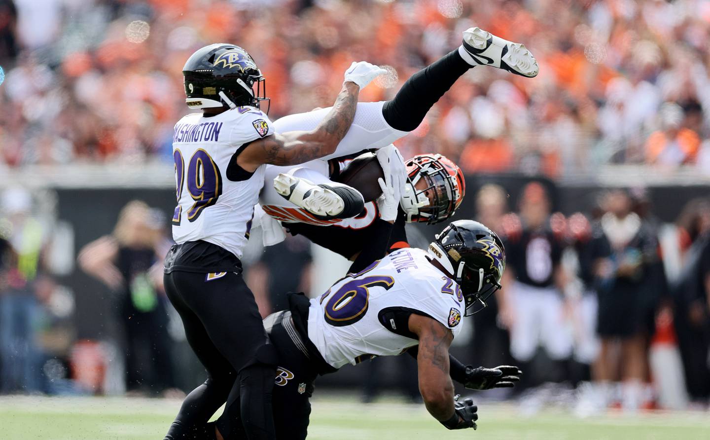 CINCINNATI, OHIO - SEPTEMBER 17: Tyler Boyd #83 of the Cincinnati Bengals catches a pass against the Baltimore Ravens at Paycor Stadium on September 17, 2023 in Cincinnati, Ohio. (Photo by Andy Lyons/Getty Images)