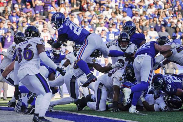 Penalties, turnovers doom Ravens in 24-20 loss to the Giants
