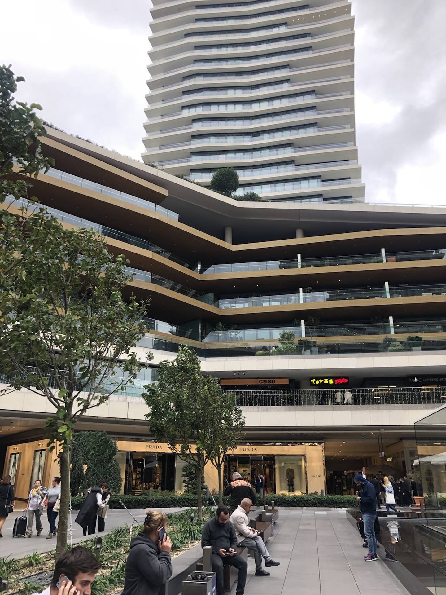 Property Invest USA opened an Istanbul office in one of the city’s prime locations, the Zorlu Center, a luxury shopping and arts centre overlooking the Bosphorus Strait.