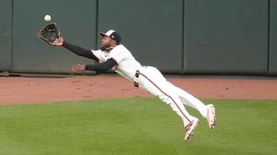 With a sensational catch and a homer, Cedric Mullins shows previous All-Star form in Orioles win