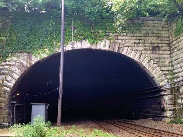 A matter of inches: Howard Street tunnel project to clear path for double-stacked cargo trains