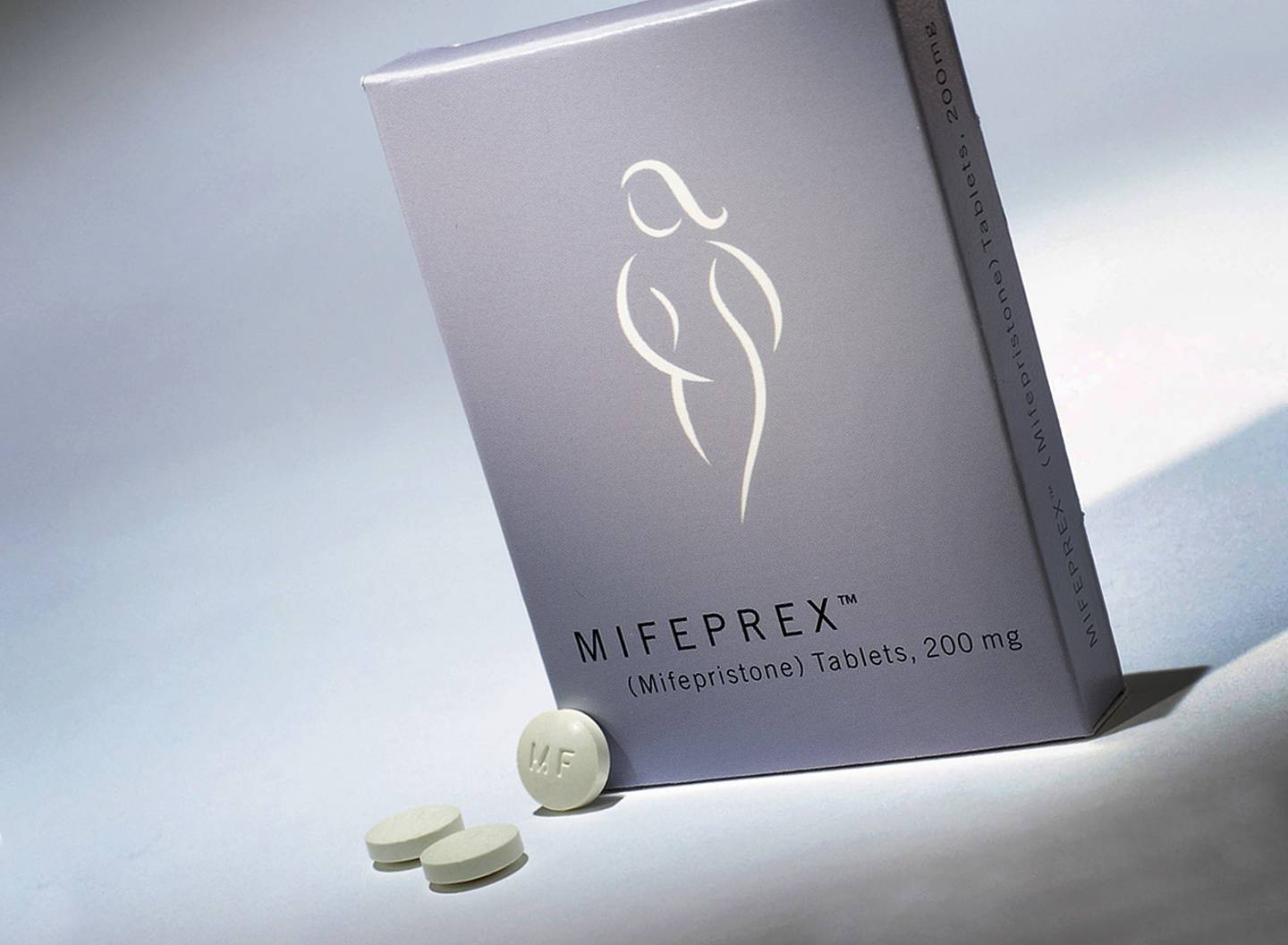 382212 01: The controversial abortion pill known as RU-486, seen here as Mifeprex, is being shipped to U.S. physicians for the first time beginning November 20, 2000 following approval of the drug by the Food and Drug Administration (FDA) in September.