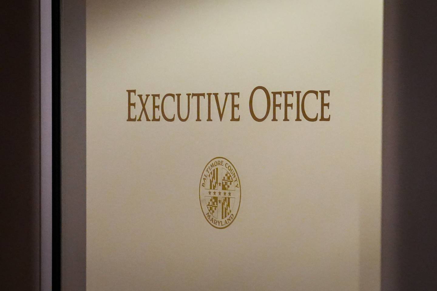 6/16/22—A decal reading “Executive Office” is on the county executive’s door inside the historic Baltimore County Courthouse in Towson, the center of county government.