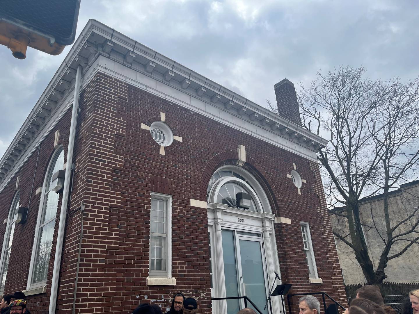 Bank of America donated its former Brooklyn branch building to the Greater Baybrook Alliance during a small ceremony on February 6.