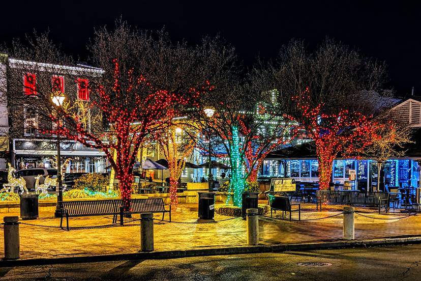 Downtown Annapolis dresses up for the holidays, with Midnight Madness on Thursday a key event in he schedule.
