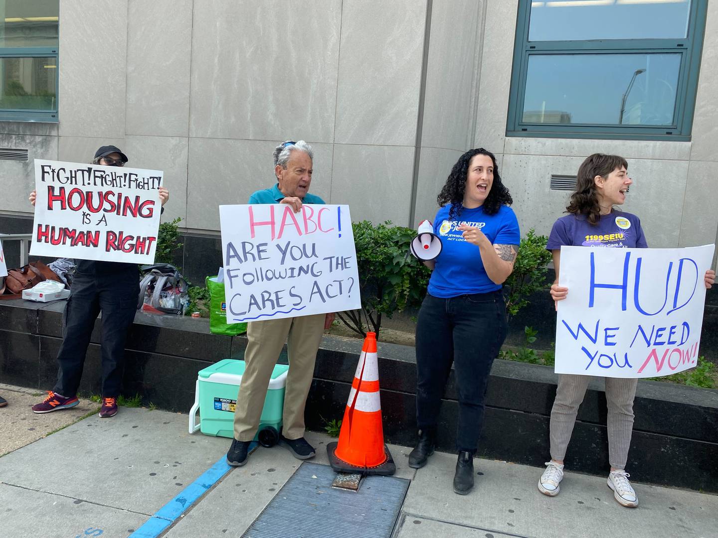 Outside Baltimore City District Court, a small group of advocates urged the city’s housing authority to halt evictions against public housing tenants. A short while later, all the day’s cases were dismissed.