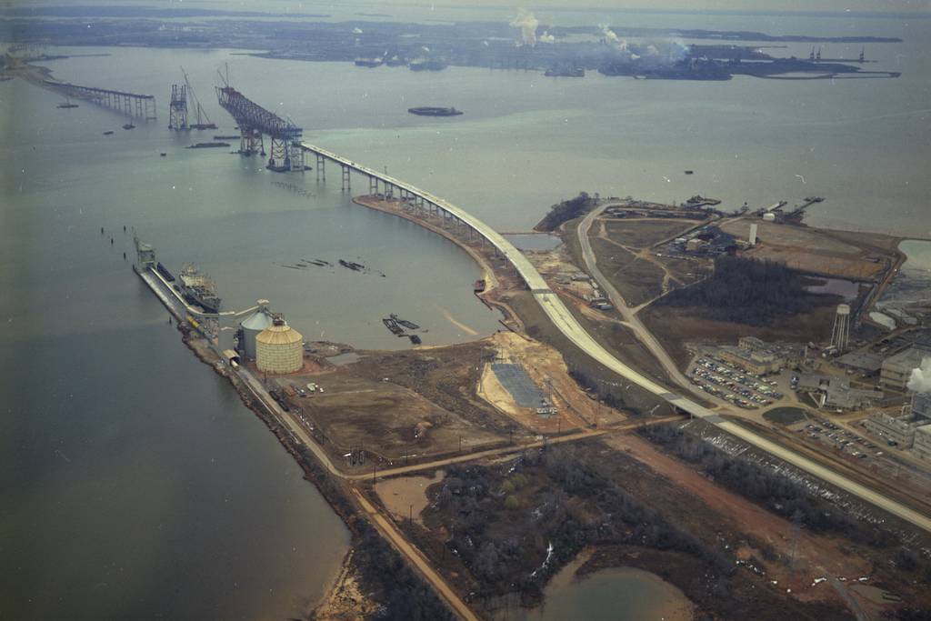 A photo captures the construction of the Francis Scott Key Bridge in 1976. Many Marylanders remember working on the bridge or when it first opened.