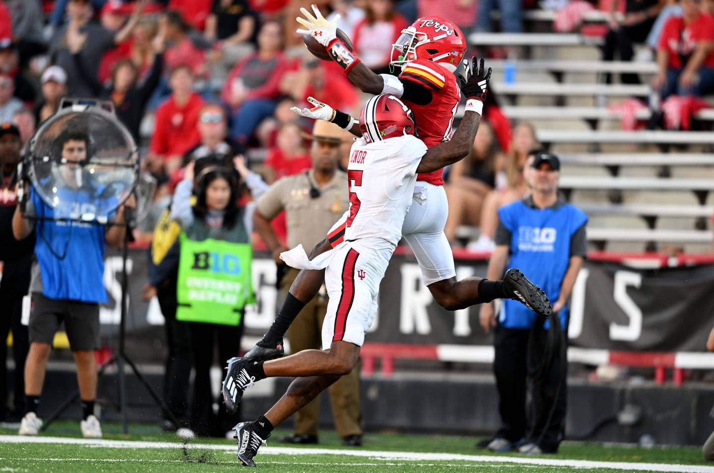 COLLEGE PARK, MARYLAND - SEPTEMBER 30: Tai Felton #10 of the Maryland Terrapins catches a pass in the third quarter against Kobee Minor #5 of the Indiana Hoosiers at SECU Stadium on September 30, 2023 in College Park, Maryland. (Photo by Greg Fiume/Getty Images)