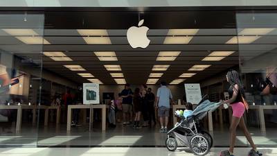 Towson Apple store workers ready to strike