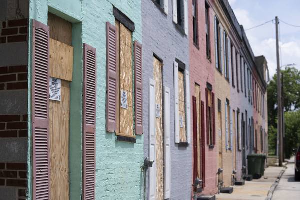 Vacant properties cost Baltimore at least $200 million a year, report estimates