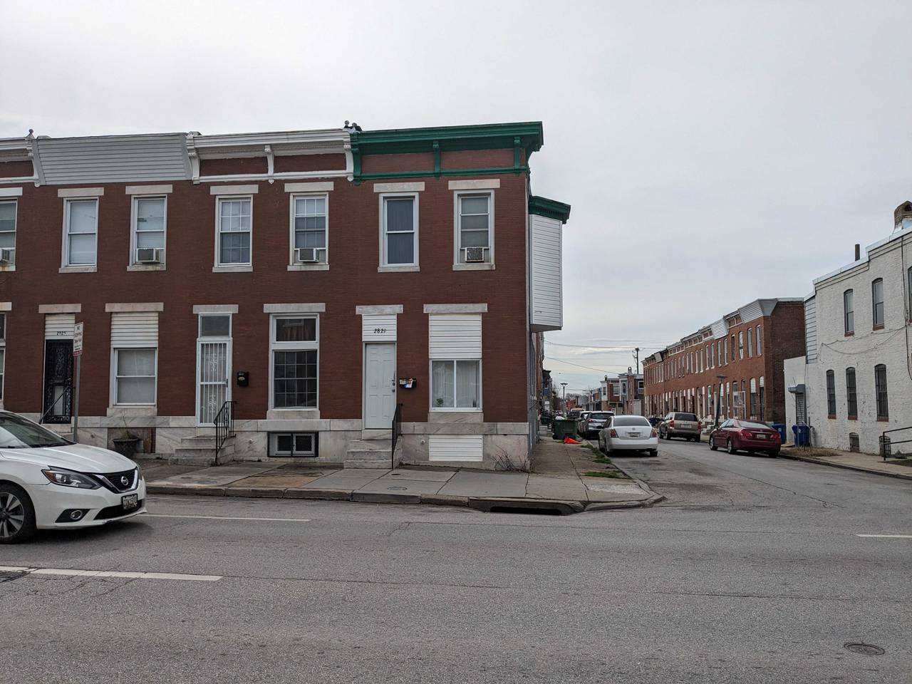 Photograph of Baltimore row houses.