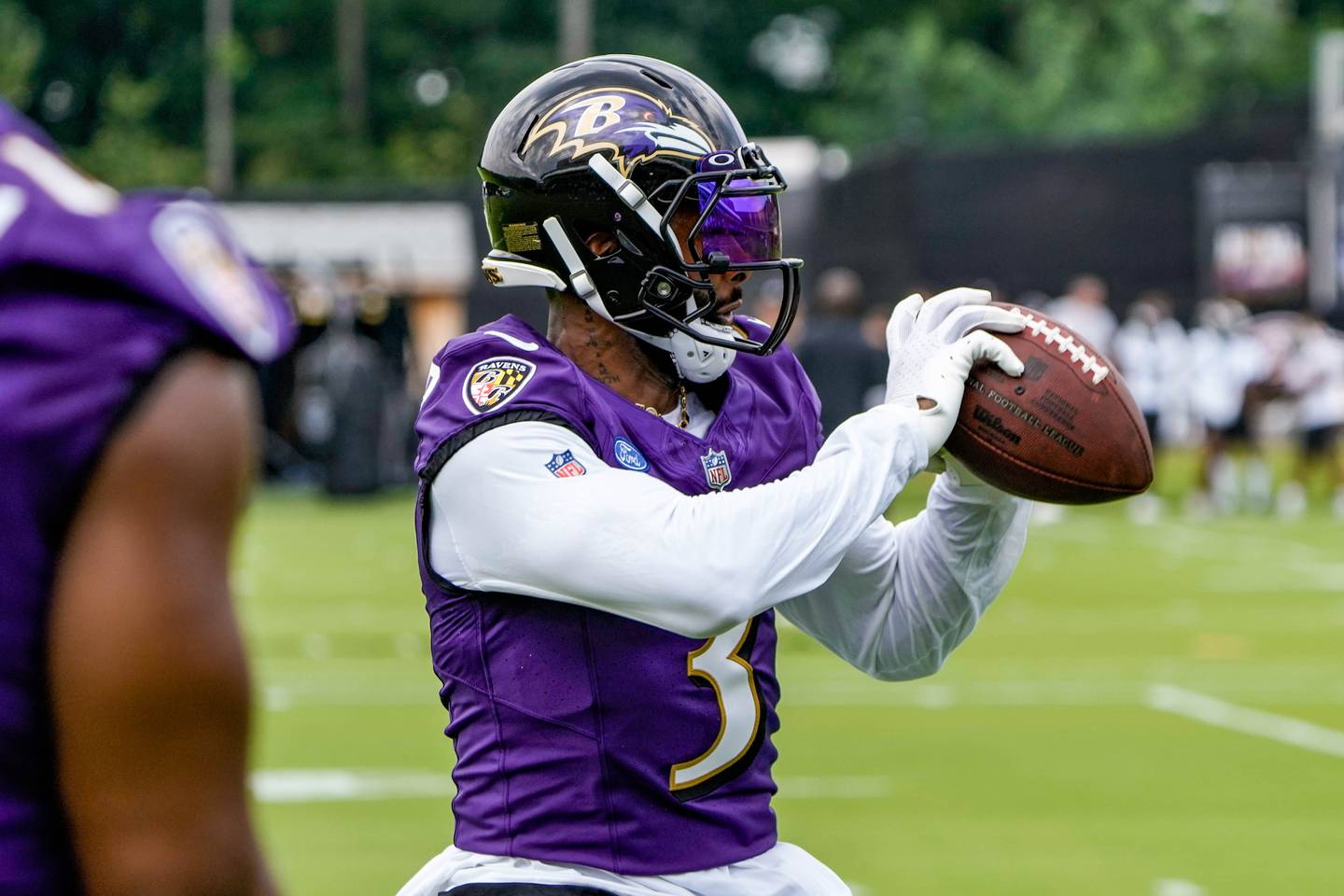 Ravens WR Odell Beckham Jr. catches the ball during the Ravens practice in Owings Mills on July 27, 2023.