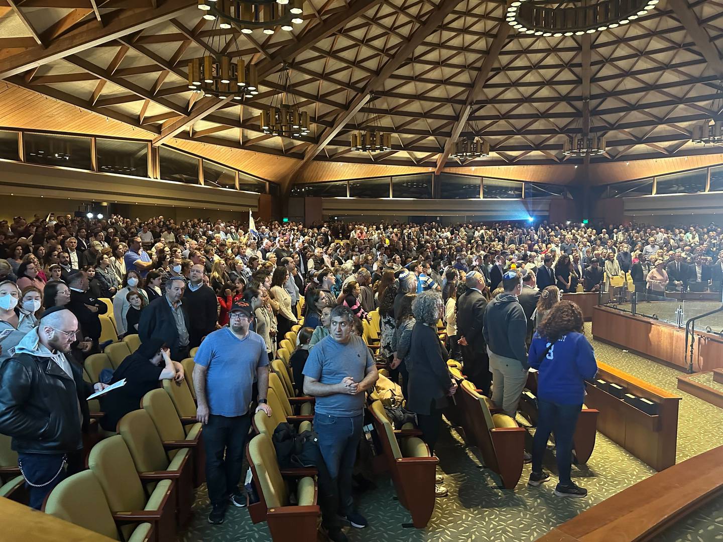 Hundreds gather at Beth Tfiloh synagogue in Pikesville on Oct. 10, 2023 for a vigil to remember the victims of a Hamas attack on Israel that left more than 1000 people, including women and children, dead over the weekend.