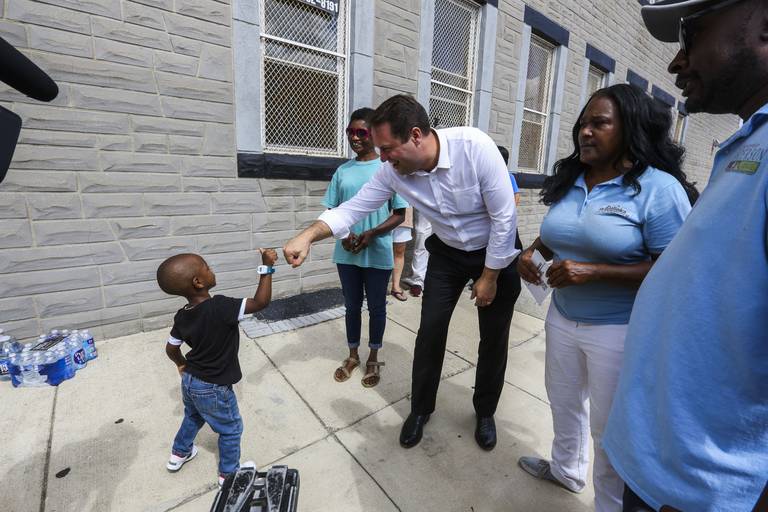 Maryland Candidate for Governor Dan Cox stops in West Baltimore to distribute water to the communities affected by the E.coli scare. He was assisted by Maryland House of Delegrates candidate Zuleika Baysmore, District 40.
