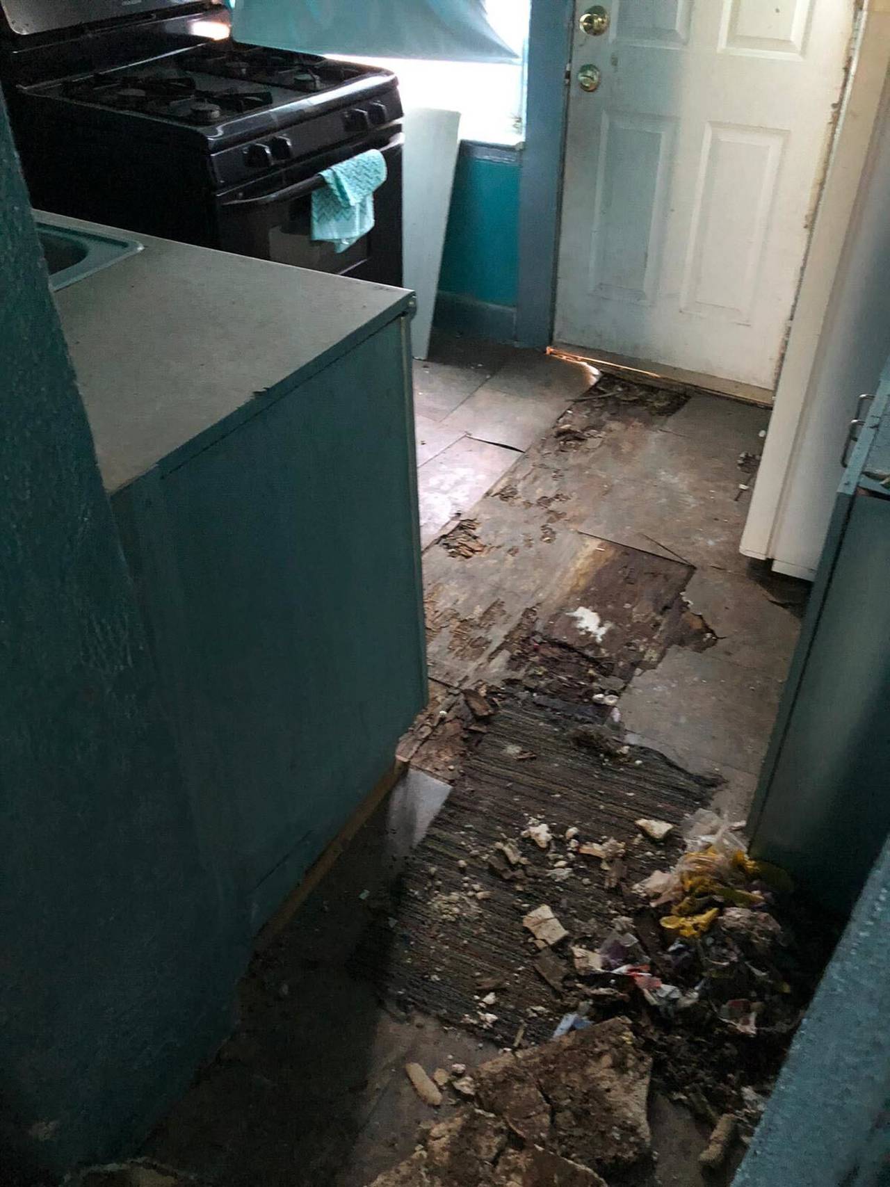 A Turkish pilot travelled to Baltimore to inspect a home he purchased through Property Invest USA, which he believed was being rented out. The interior was in disrepair.