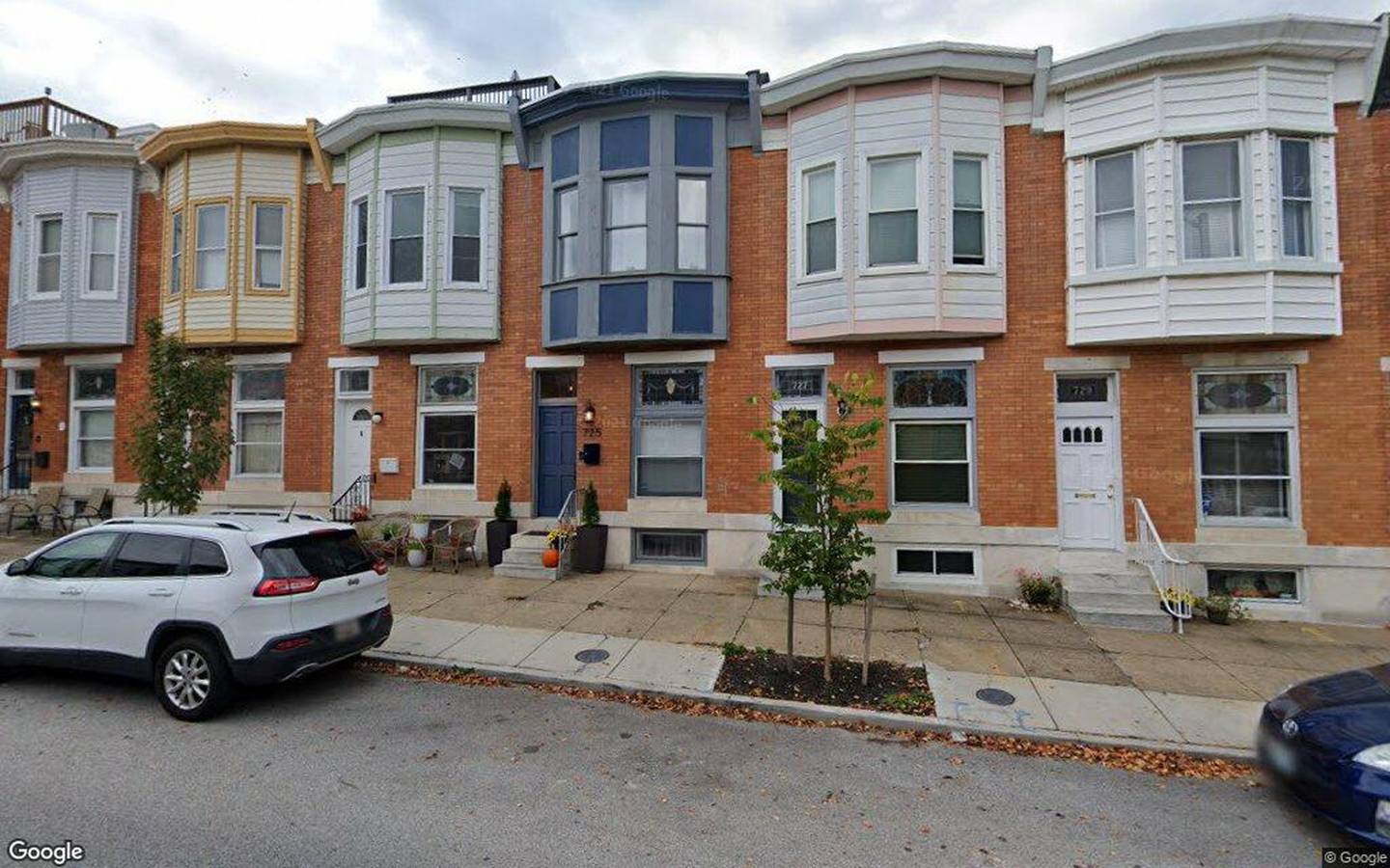 $530,000, townhouse at 725 Linwood Avenue 