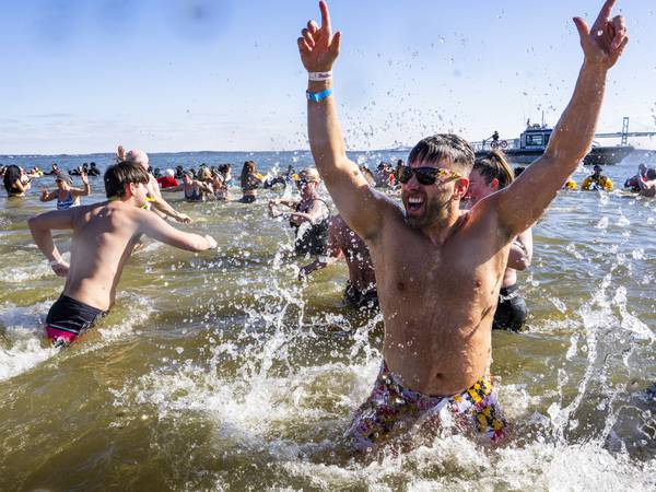 Brrr-ave souls take the plunge in 39-degree water for Special Olympics