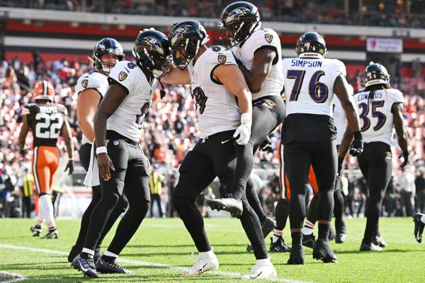 How 2 ‘massively important’ Ravens drives solved the Browns’ defense and secured a pivotal win