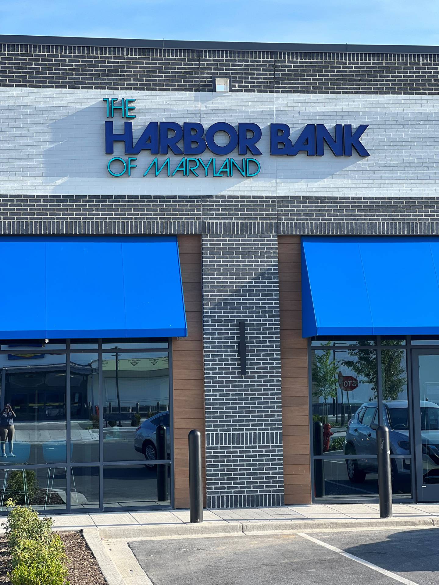 The Harbor Bank of Maryland opened a new branch in the Northwood Commons on June 19, 2022.